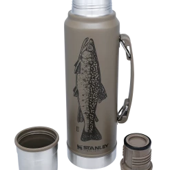 Promo 🔔 Stanley Heritage Classic Bottle | Brook Trout | 1.1 QT 🥰 -SWEESE Salles B2B Web PNG Classic Vacuum Bottle 1 1QT Peter Perch Tan Exploded2 4896ac87 29cc 4d76 9001 9fe8f4066e78
