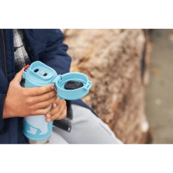 Cheapest 😀 Stanley The Wild Imagination Flowsteady™ Big Bear Bottle | 17 OZ 🧨 -SWEESE Salles B2B Web PNG Stanley YouthSeries OceanStewards 060522 501A1766