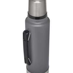 New ⌛ Stanley Classic Legendary Bottle | 1.5 QT 😀 -SWEESE Salles B2B Web PNG The Legendary Vacuum Bottle Charcoal Hero Back
